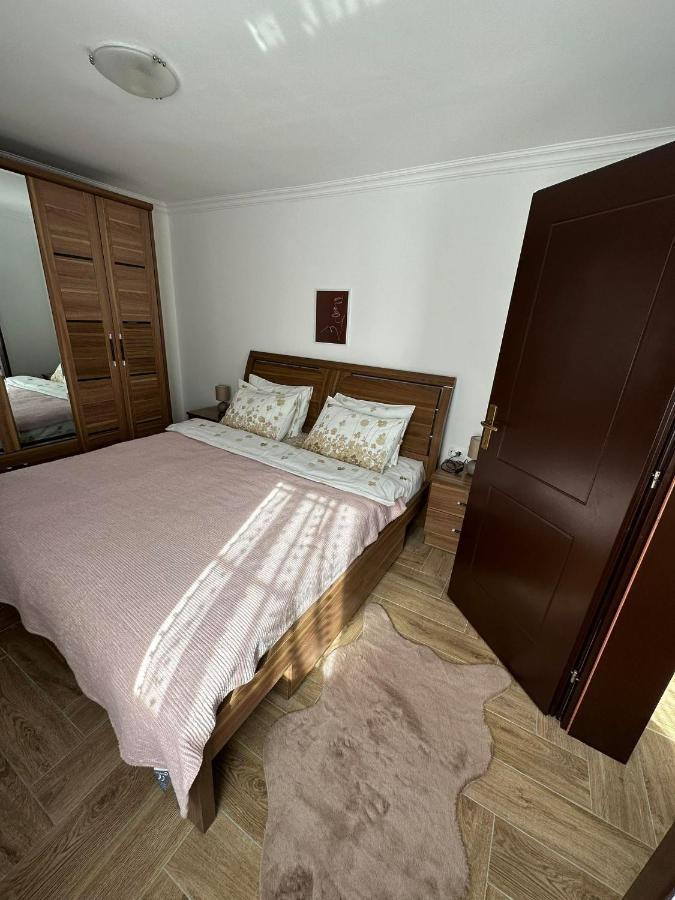 Apartmani Emily & Jully Nikšić Esterno foto