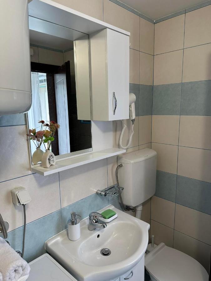 Apartmani Emily & Jully Nikšić Esterno foto