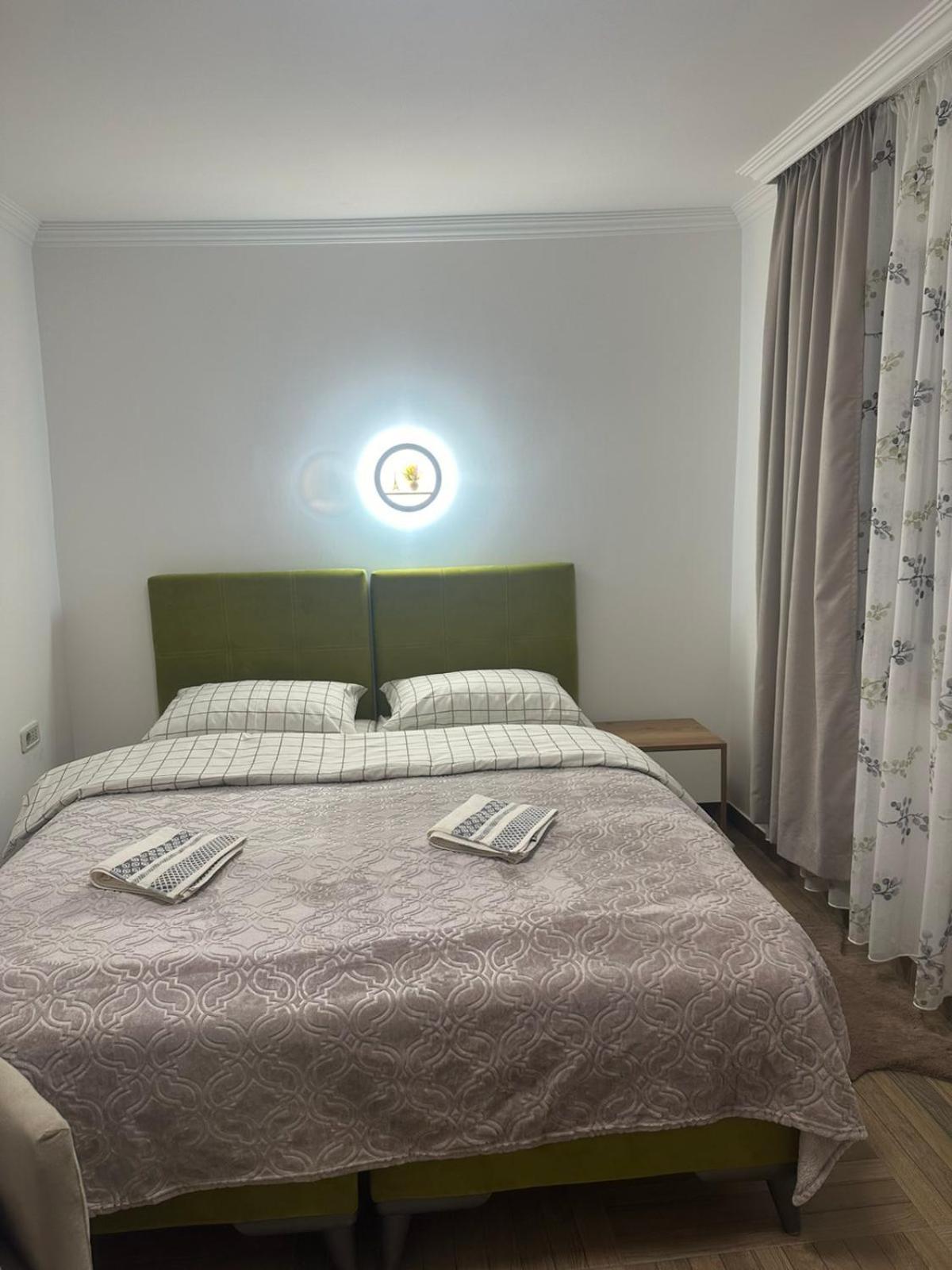 Apartmani Emily & Jully Nikšić Esterno foto