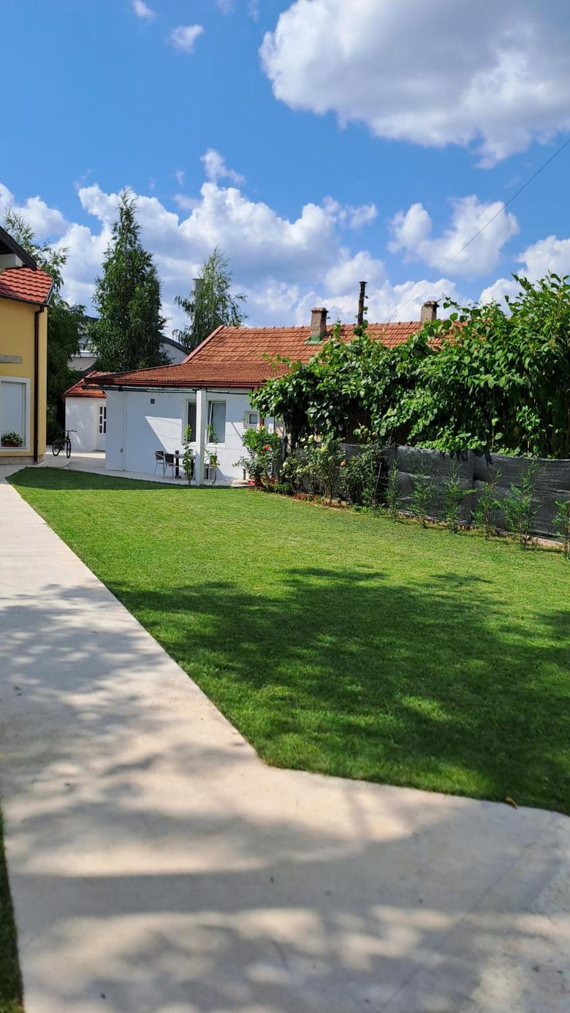 Apartmani Emily & Jully Nikšić Camera foto
